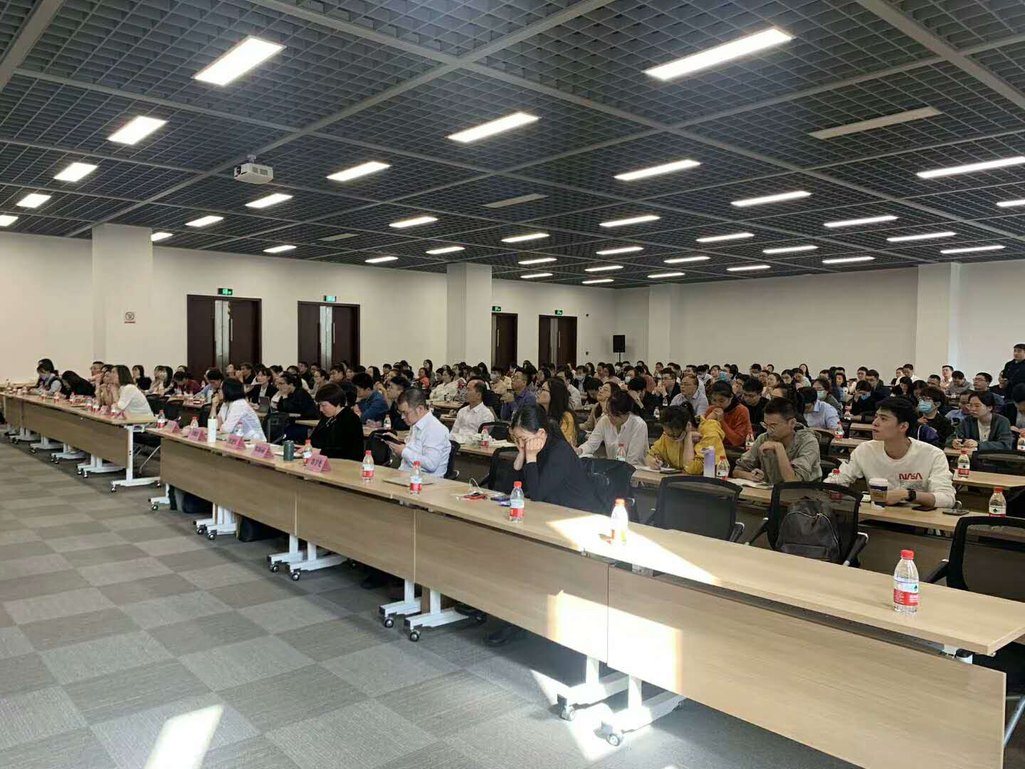 浙江省婚姻家庭委回会走进宁波，主张老师：吴晓洁律师、沈建红律师、郑海丽律师章卫光律师