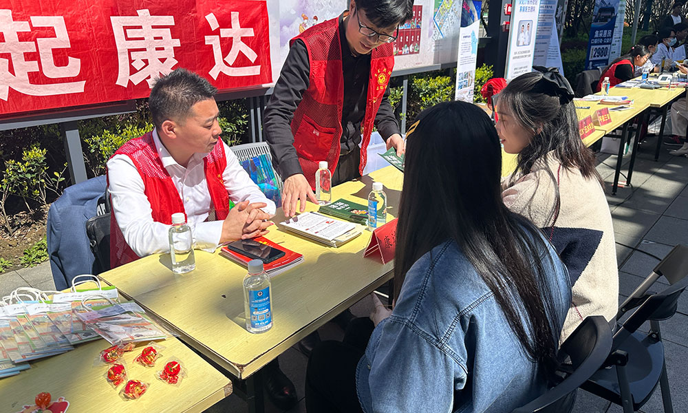 北京康达（宁波）律师事务所吴灵辉、王冰律师普法公益宣传