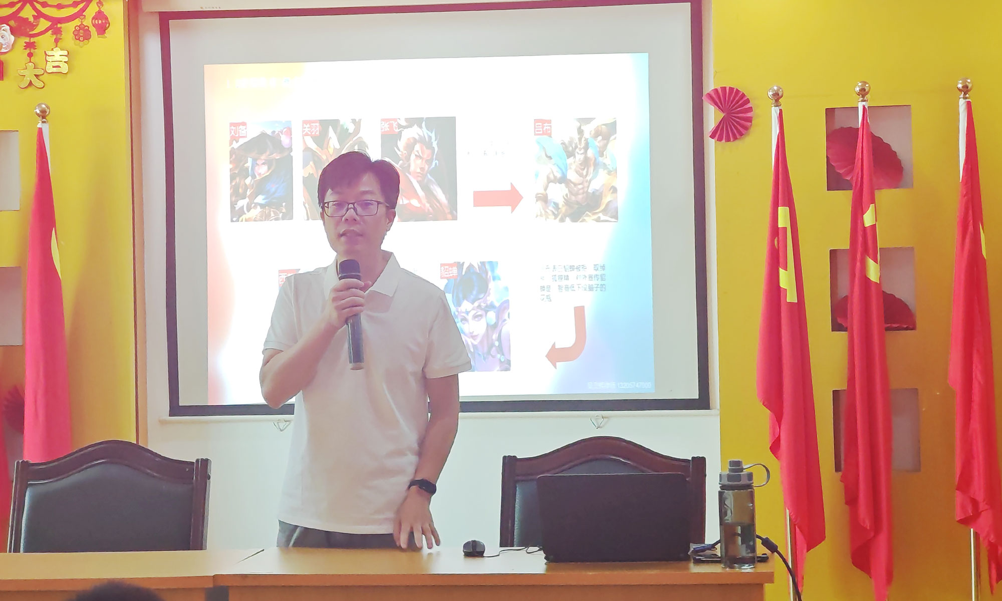 吴灵辉律师在宁波市鄞州区作【预防校园欺凌 同桌不是出气筒】主题讲座